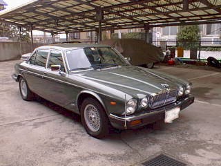 86ジャガ-XJ6-4.2
